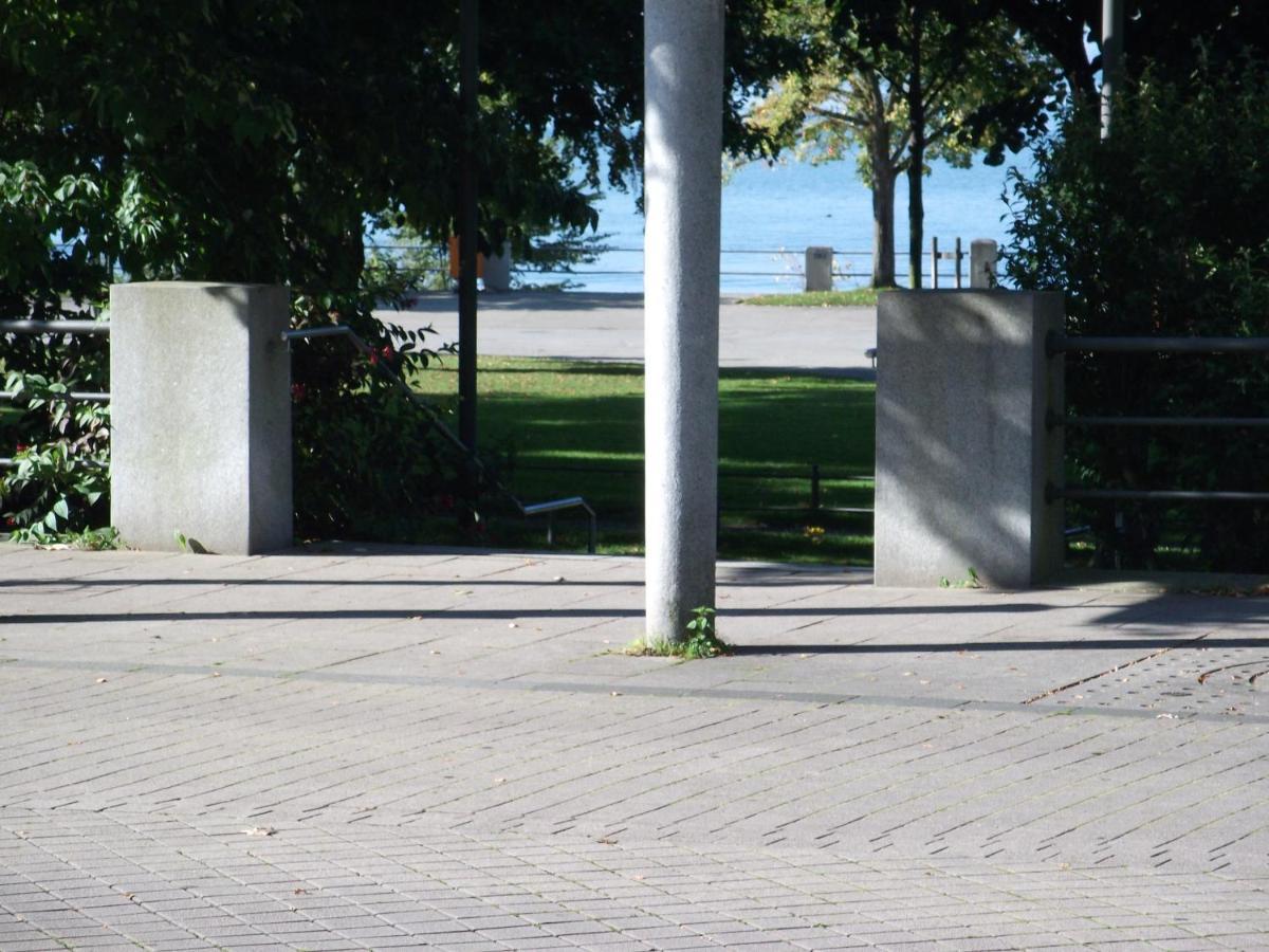 Ferienwohnungen am Uferpark Blaser Friedrichshafen Exterior foto